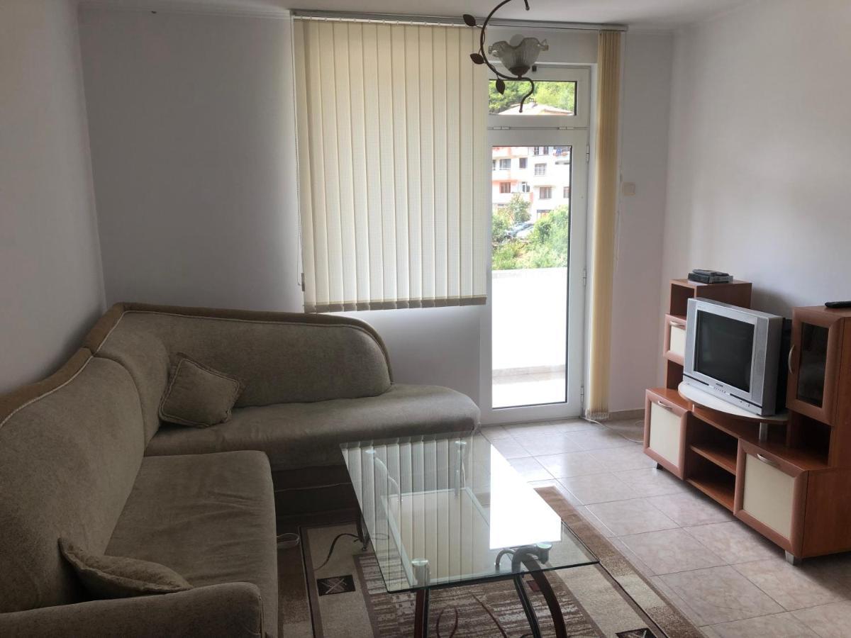 Guest House Vientes Ντέβιν Εξωτερικό φωτογραφία